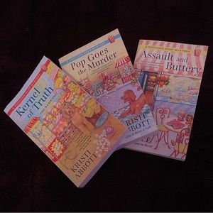 3 Book Series Popcorn Shop Mystery by Kristi Abbott